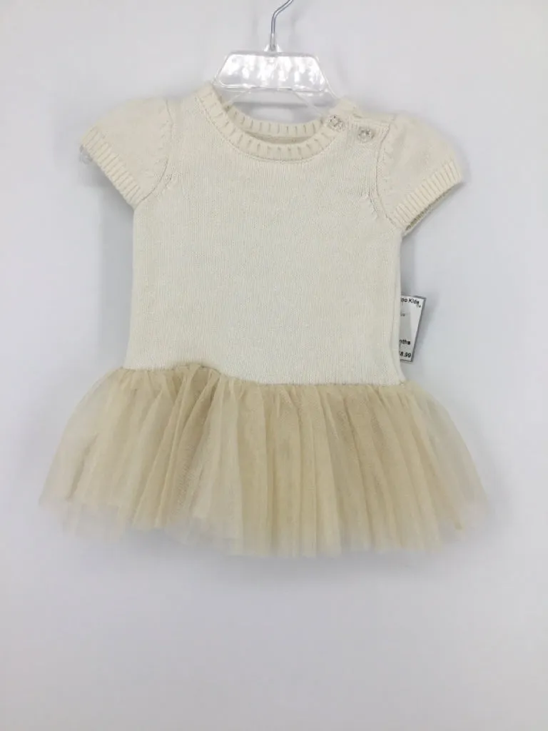 Baby Gap Child Size 3-6 Months Cream Dress - girls