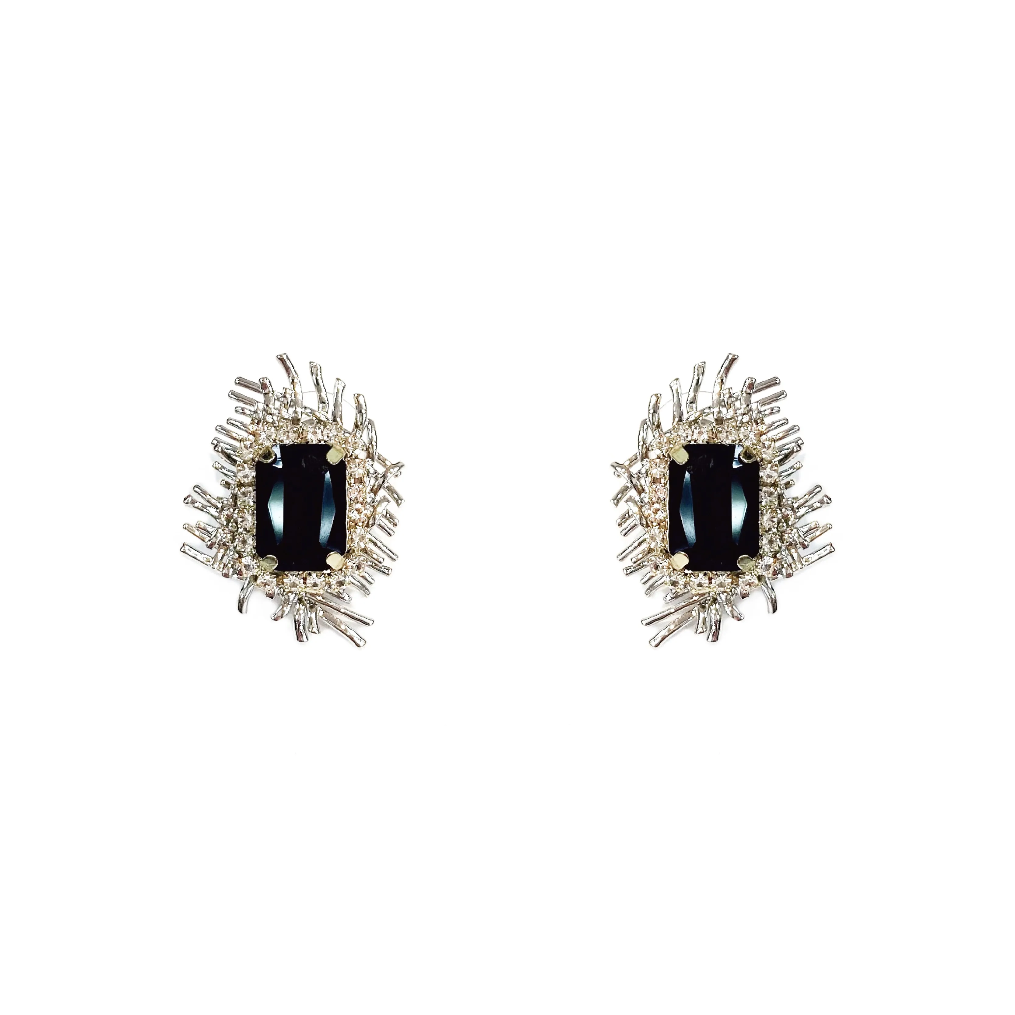 BLACK GLASS CRYSTAL STUD EARRINGS