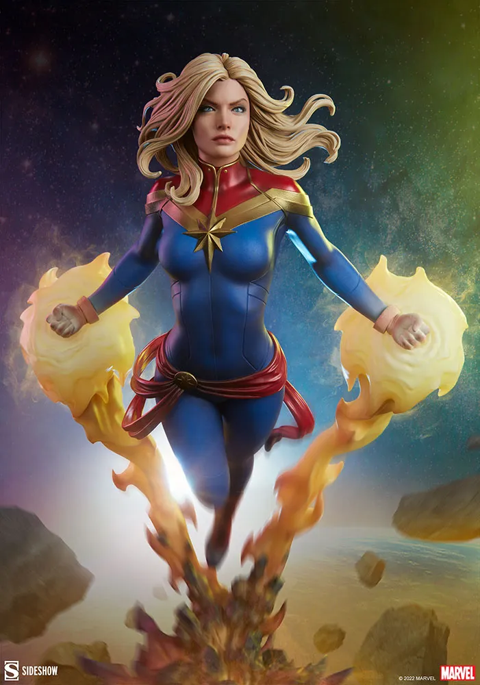 CAPTAIN MARVEL PREMIUM FORMAT