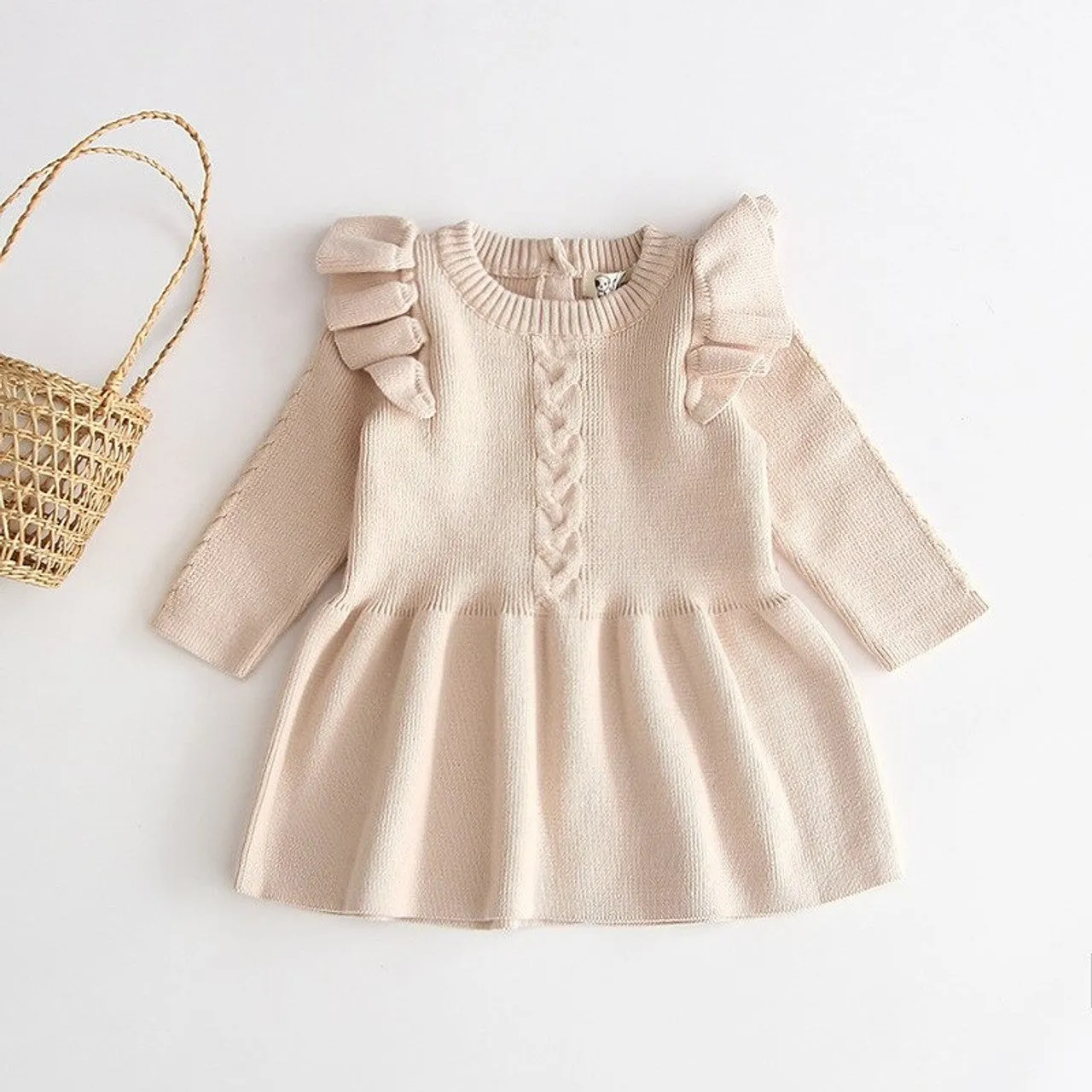 Knitted ruffles dress