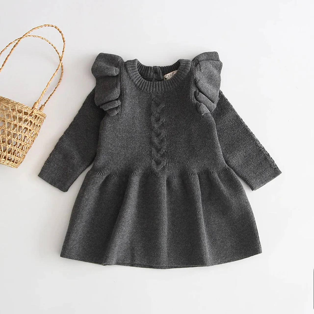 Knitted ruffles dress