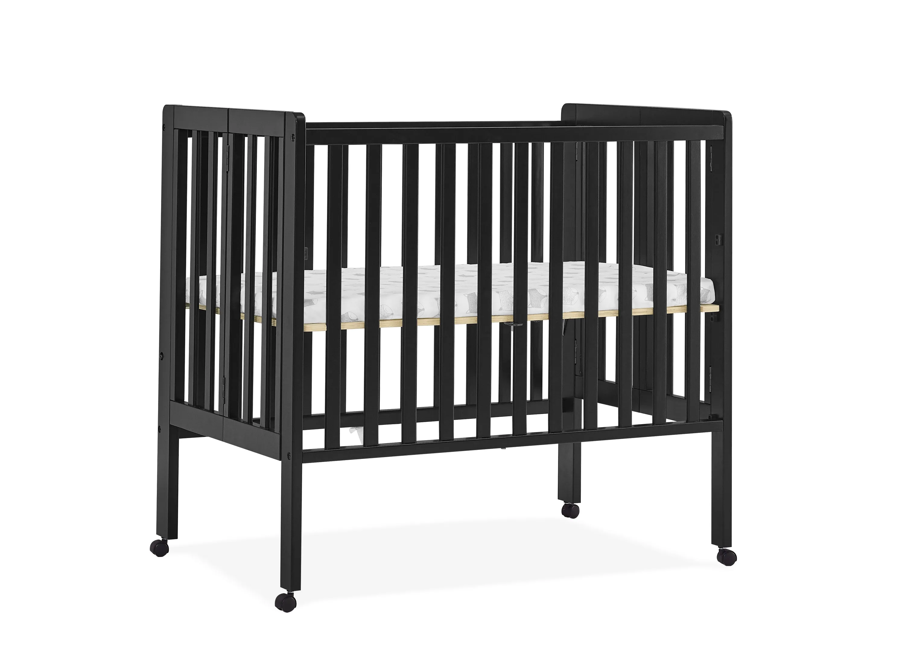 Lee Portable Folding Mini Crib with 1.5-Inch Mattress