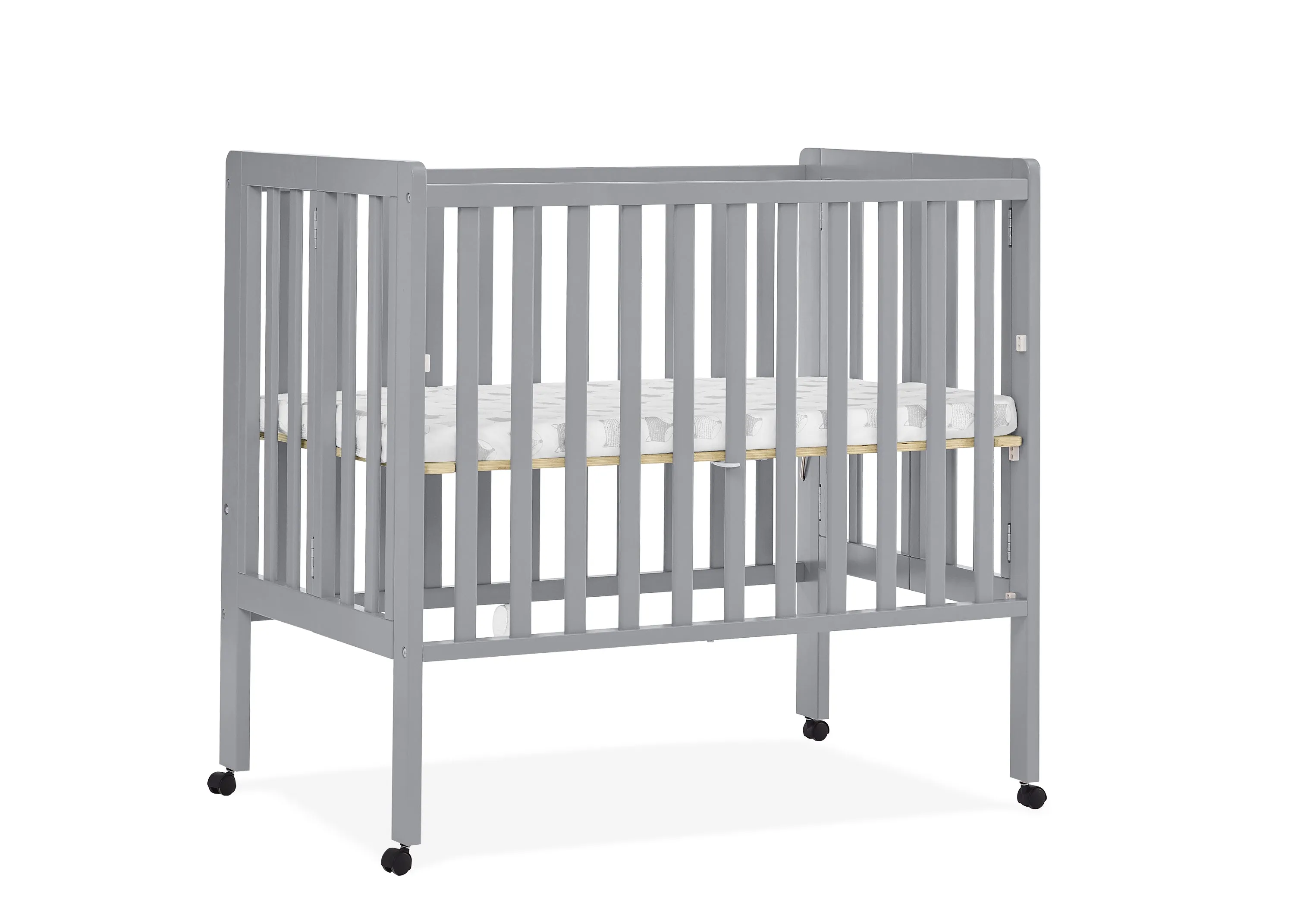 Lee Portable Folding Mini Crib with 1.5-Inch Mattress