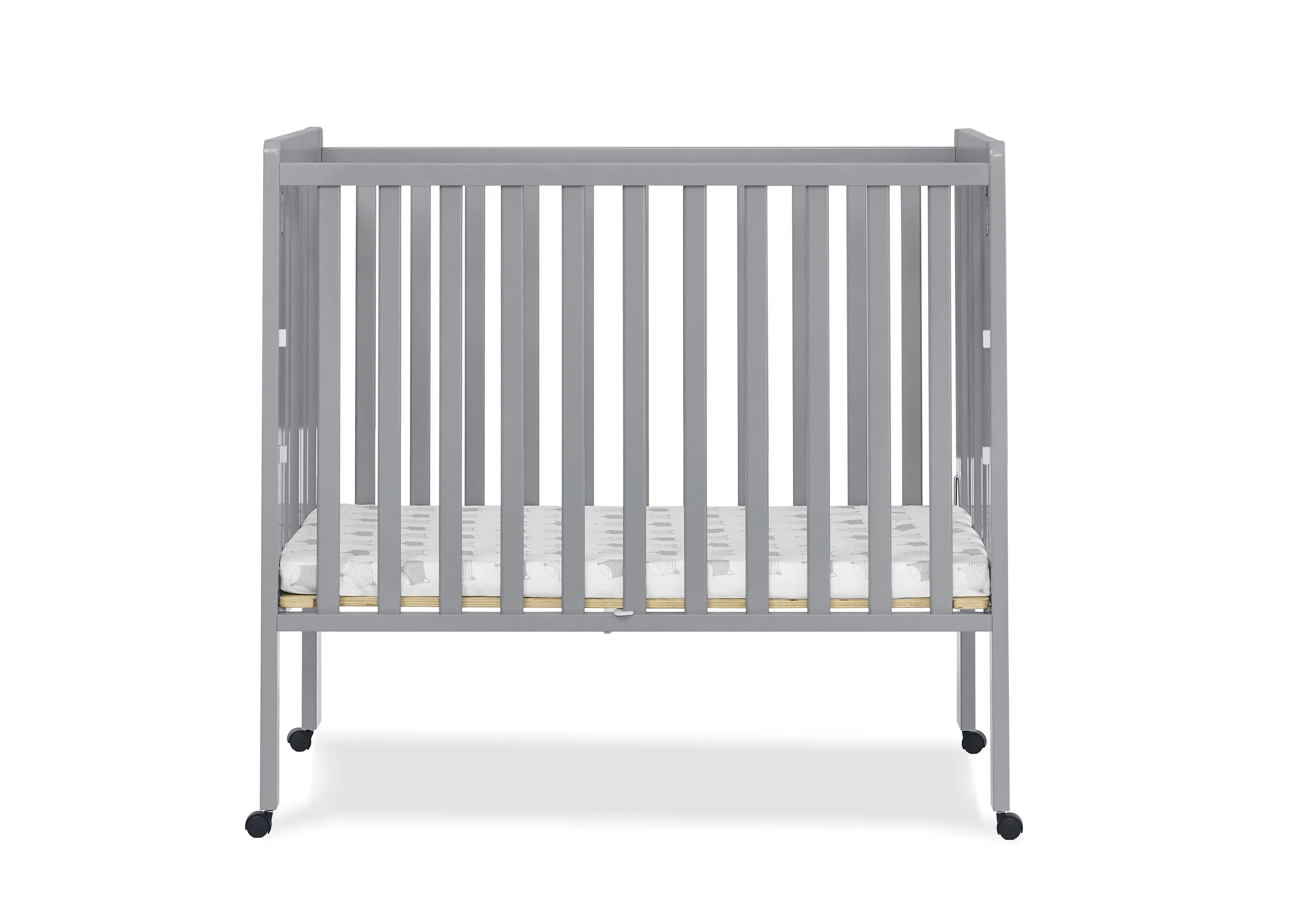 Lee Portable Folding Mini Crib with 1.5-Inch Mattress