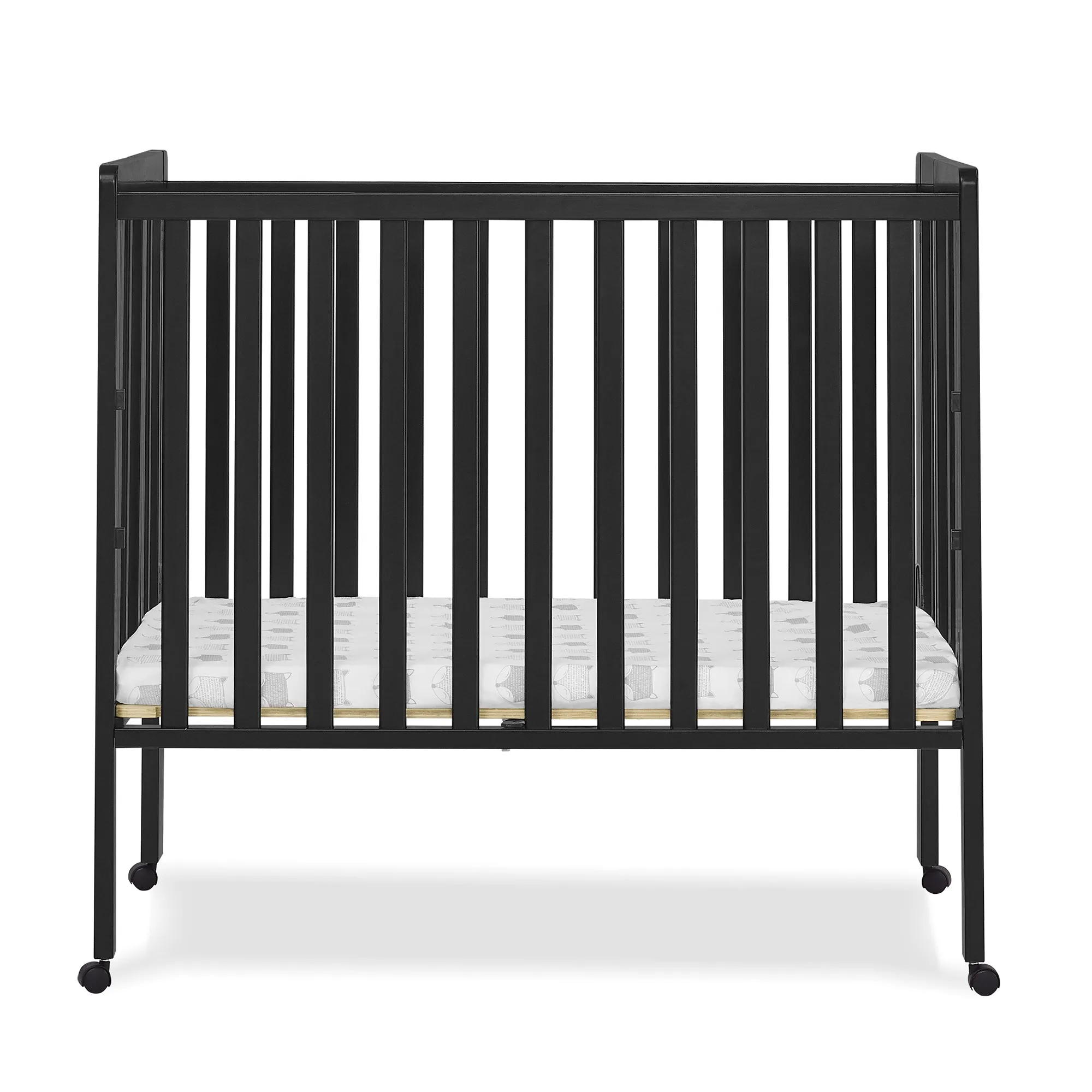 Lee Portable Folding Mini Crib with 1.5-Inch Mattress