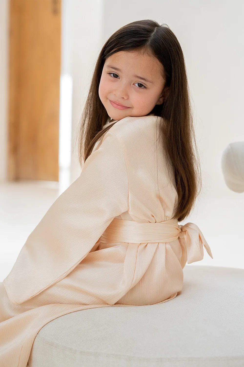 Pearl essence Kids Abaya