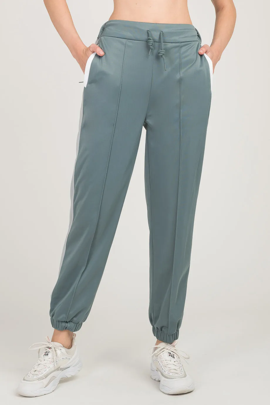 Relay Silky Track pant